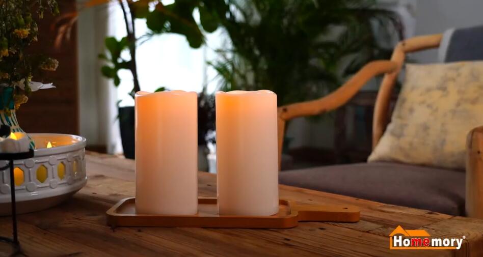 How Do You Decorate a Living Room With Candles?